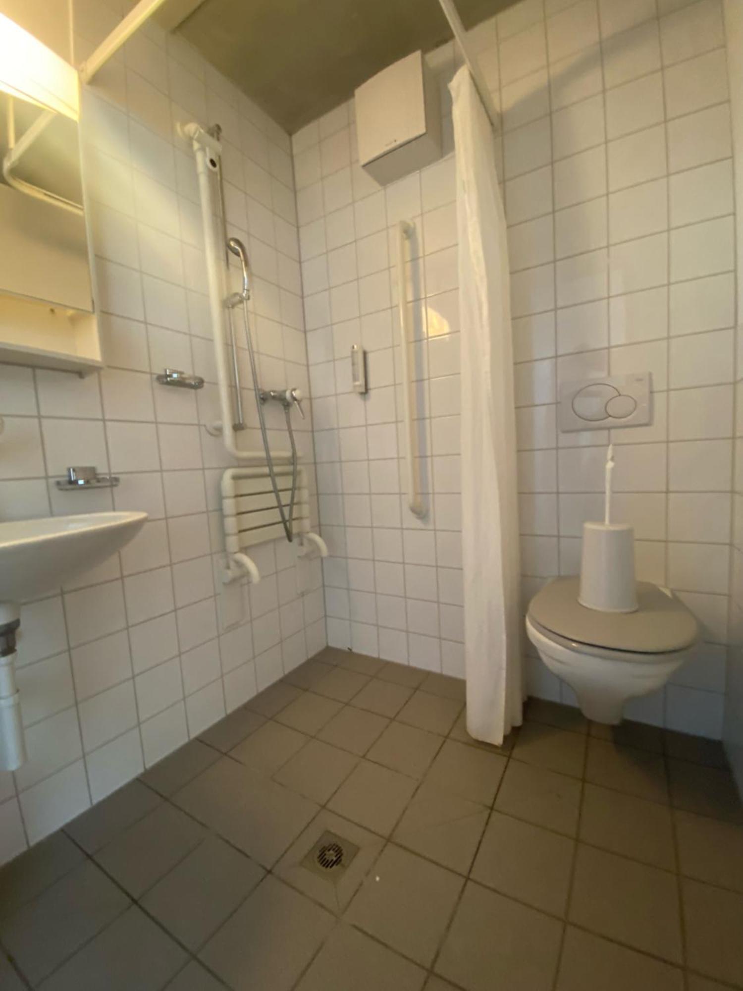Hotel Centre Saint-Francois 델레몬트 외부 사진